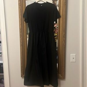 Uniqlo combination flared high waist dress size small in black